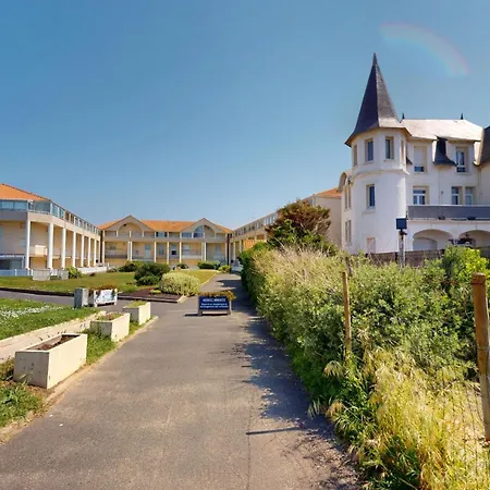 Apartment La Corniche D Or Les Bussolleries